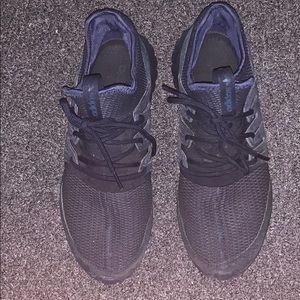 Adidas tubular Radial